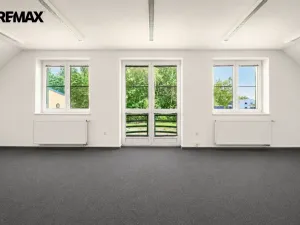 Prodej kanceláře, Hradec Králové - Slezské Předměstí, Vážní, 288 m2