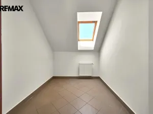 Prodej kanceláře, Hradec Králové - Slezské Předměstí, Vážní, 288 m2