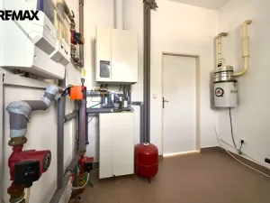 Prodej kanceláře, Hradec Králové - Slezské Předměstí, Vážní, 289 m2