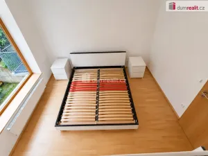 Pronájem bytu 2+kk, Praha - Žižkov, Jeseniova, 84 m2