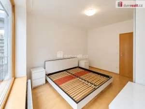 Pronájem bytu 2+kk, Praha - Žižkov, Jeseniova, 84 m2