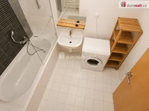 Pronájem bytu 2+kk, Praha - Žižkov, Jeseniova, 84 m2