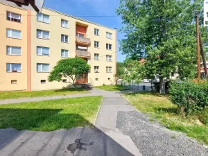 Pronájem bytu 1+1, Hazlov, 35 m2