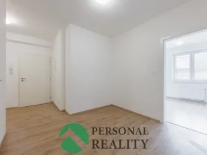 Pronájem bytu 3+1, Karlovy Vary, Pod Svahem, 86 m2