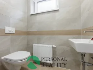 Pronájem bytu 3+1, Karlovy Vary, Pod Svahem, 86 m2