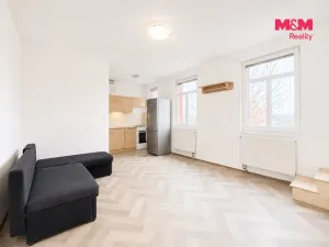 Pronájem bytu 3+1, Zlín, Bratří Sousedíků, 58 m2