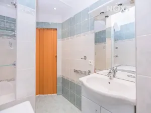 Prodej bytu 2+1, Mohelnice, nám. Kosmonautů, 56 m2