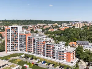 Prodej bytu 1+kk, Praha - Hloubětín, Nademlejnská, 38 m2