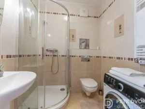 Prodej bytu 1+kk, Praha - Hloubětín, Nademlejnská, 38 m2
