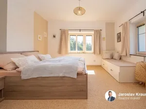 Prodej ubytování, Roprachtice, 373 m2