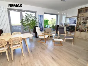 Prodej bytu 4+kk, Pardubice, Husova, 93 m2