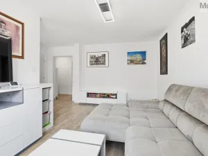 Prodej bytu 3+kk, Milovice - Mladá, Spojovací, 66 m2