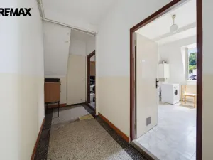 Prodej bytu 3+1, Karlovy Vary, Krymská, 83 m2