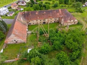 Prodej zemědělské usedlosti, Červené Poříčí, 1400 m2