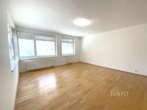 Prodej bytu 1+kk, Praha - Libeň, Nad Okrouhlíkem, 46 m2