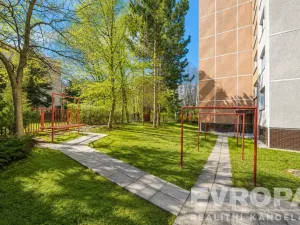 Prodej bytu 3+1, Praha - Hlubočepy, Voskovcova, 77 m2