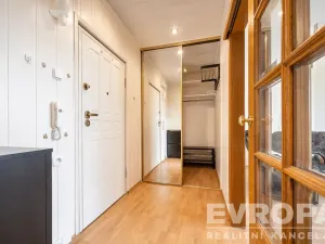 Prodej bytu 3+1, Praha - Hlubočepy, Voskovcova, 77 m2