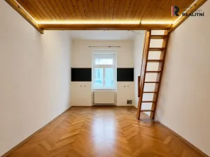 Pronájem bytu 5+kk, Praha - Nové Město, Podskalská, 100 m2
