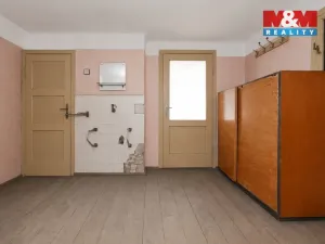 Prodej činžovního domu, Černovice, Táborská, 330 m2