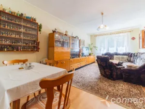 Prodej bytu 3+1, Praha - Malešice, Káranská, 71 m2