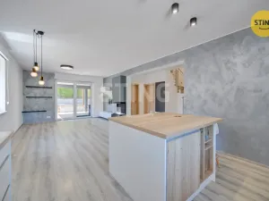 Prodej rodinného domu, Zlín, Jantarová, 111 m2