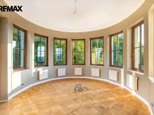 Prodej bytu 6+kk a větší, Karlovy Vary, Svahová, 537 m2