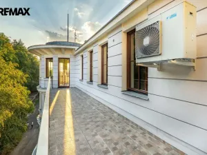 Prodej bytu 6+kk a větší, Karlovy Vary, Svahová, 537 m2