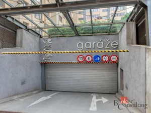 Pronájem bytu 2+kk, Praha - Vysočany, Paříkova, 60 m2