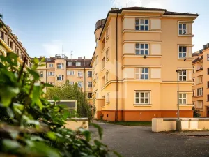 Pronájem bytu 2+1, České Budějovice - České Budějovice 3, Fr. Hrubína, 81 m2