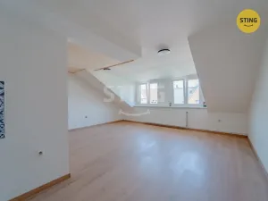Prodej bytu 1+kk, Krnov, Albrechtická, 46 m2