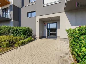 Prodej bytu 1+kk, Praha - Třebonice, Do zahrádek I, 32 m2