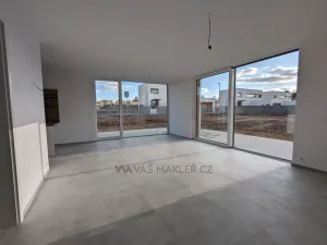 Pronájem vily, Úvaly, Hvězdova, 162 m2