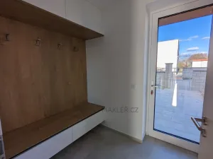 Pronájem vily, Úvaly, Hvězdova, 162 m2