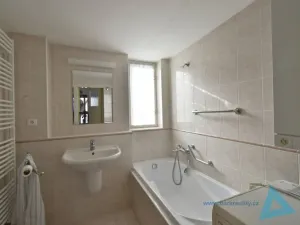 Pronájem bytu 3+kk, Nová Paka, Havlíčkova, 120 m2