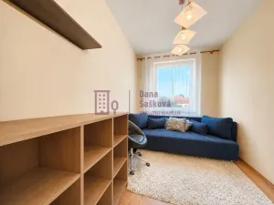 Prodej bytu 4+1, Nová Bystřice, Tovární, 81 m2