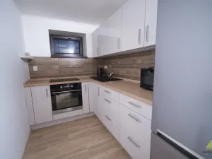 Prodej činžovního domu, Bulhary, 281 m2