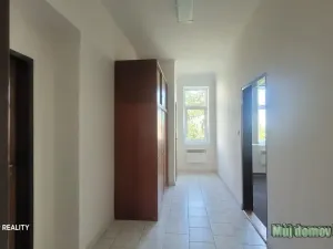 Pronájem bytu 3+1, Praha - Kobylisy, Nad záložnou, 85 m2