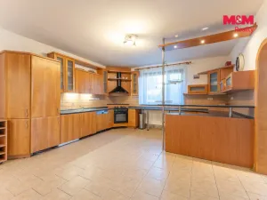Prodej rodinného domu, Čáslav - Čáslav-Nové Město, Na Skále, 174 m2