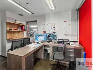 Prodej obchodního prostoru, Ústí nad Labem, Bílinská, 108 m2