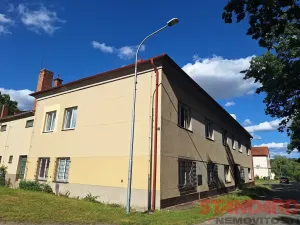 Pronájem komerční nemovitosti, Lužany, 64 m2