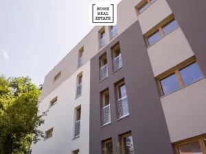 Prodej kanceláře, Karlovy Vary, Šumavská, 150 m2