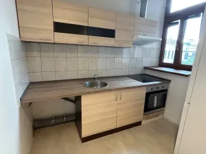 Pronájem bytu 1+1, Praha - Libeň, Sokolovská, 37 m2