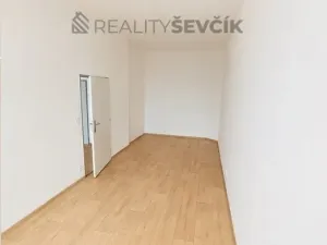 Pronájem bytu 2+kk, České Budějovice - České Budějovice 3, Pražská tř., 42 m2