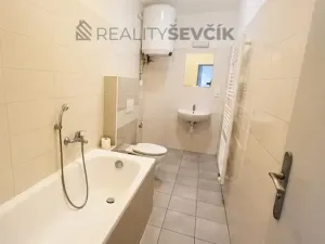 Pronájem bytu 2+kk, České Budějovice - České Budějovice 3, Pražská tř., 42 m2