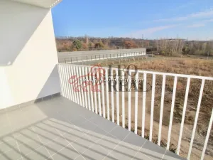 Pronájem bytu 2+kk, Praha - Vysočany, Strnadových, 63 m2