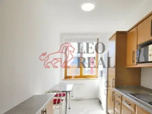 Pronájem bytu 4+1, Praha - Veleslavín, Na okraji, 130 m2
