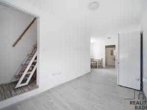 Pronájem bytu 2+1, Pardubice, Dašická, 54 m2