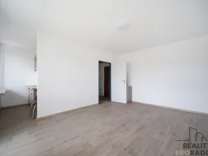 Pronájem bytu 1+kk, Pardubice, Palackého třída, 32 m2