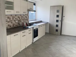 Pronájem bytu 1+1, Lužice, 31 m2