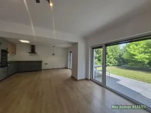 Pronájem rodinného domu, Praha - Klánovice, Smidarská, 120 m2